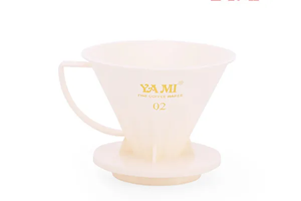 V60 Dripper (Plastic) 2