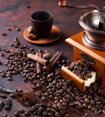 Slideshow  still life of coffee beans with coffee grinder phnvwvt